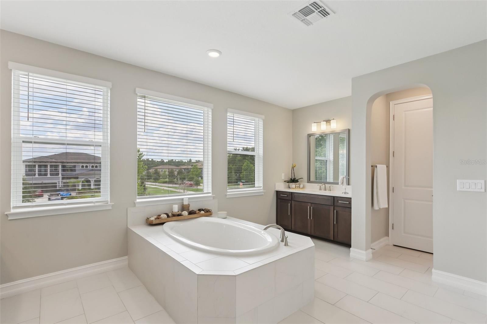 Primary En Suite Bathroom