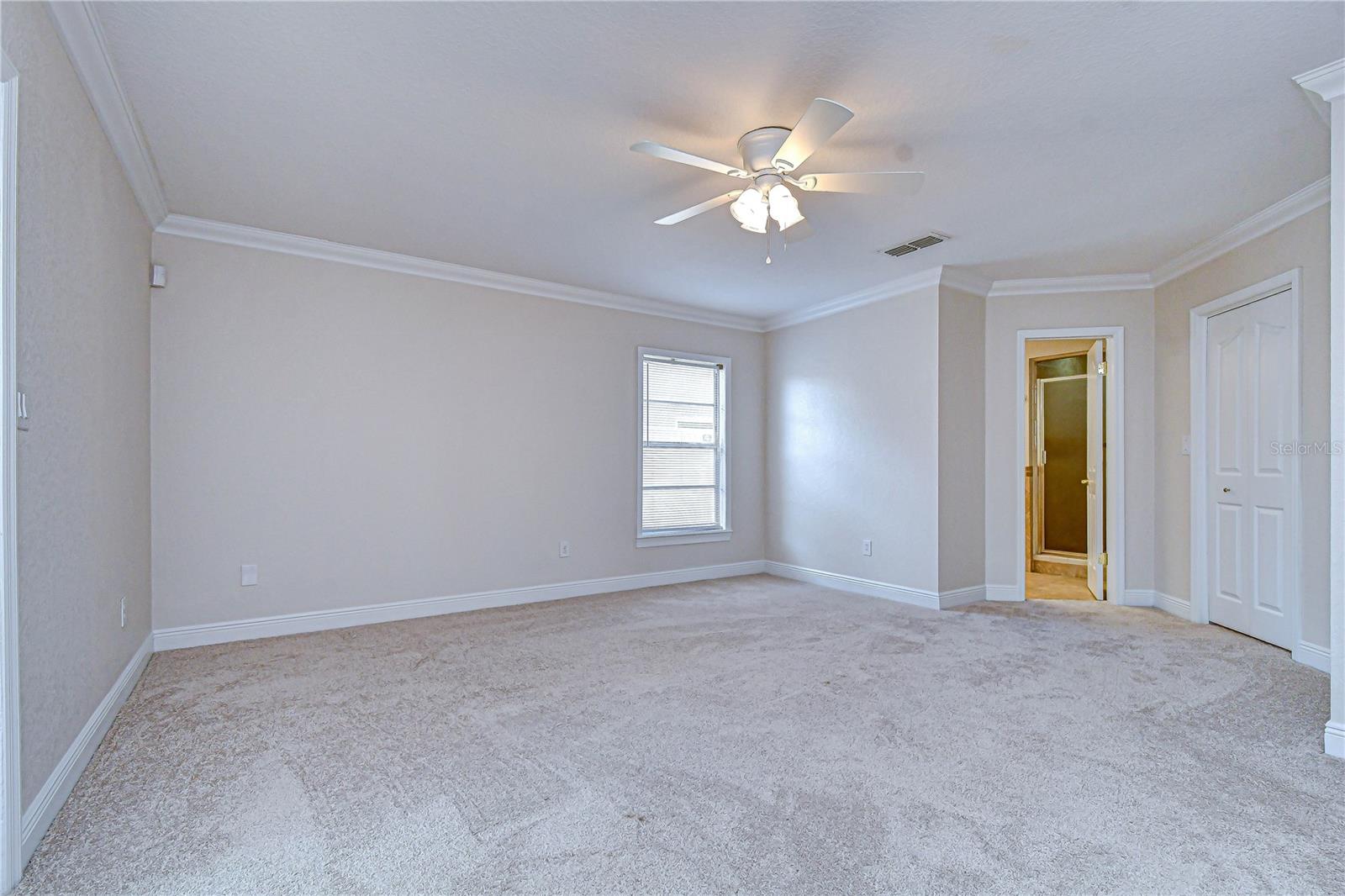 Primary Bedroom - bathroom