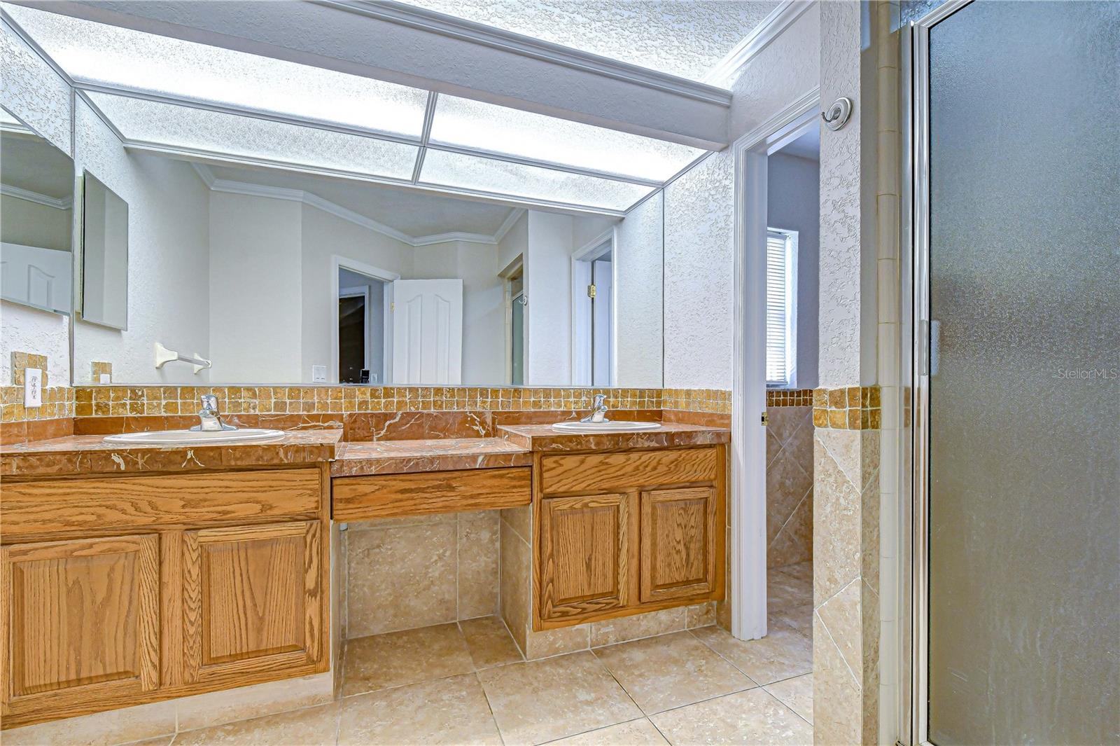 Primary Bed 1st floor Vanity