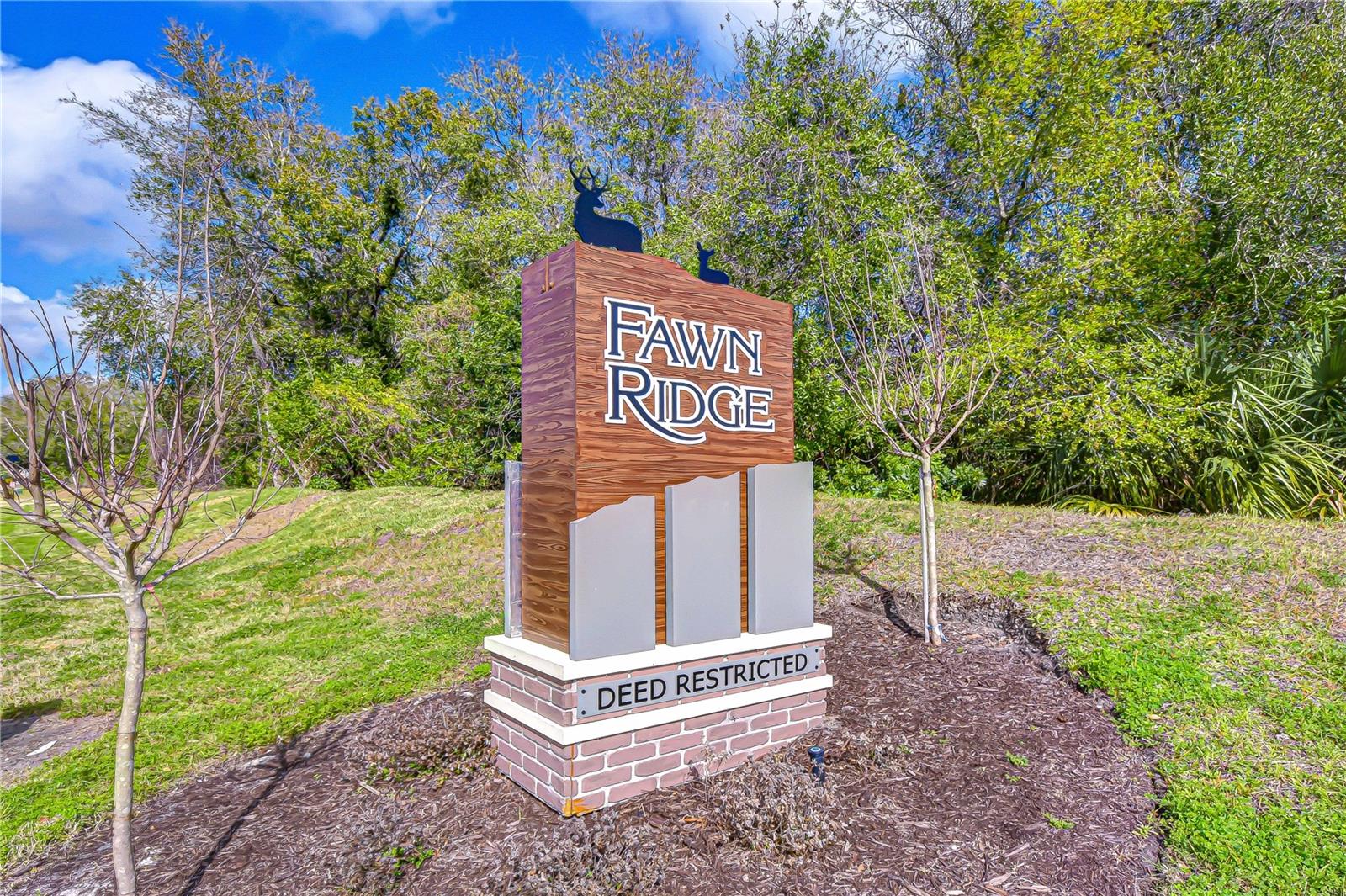 Fawn Ridge Entry Sign