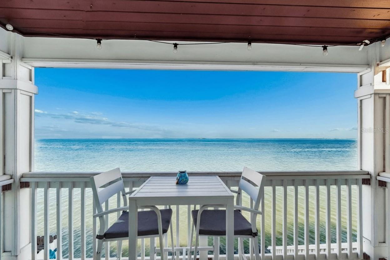 Bayfront Covered Balcony