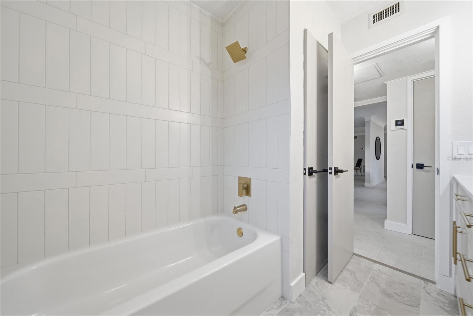 Tub/Shower Second Bathroom