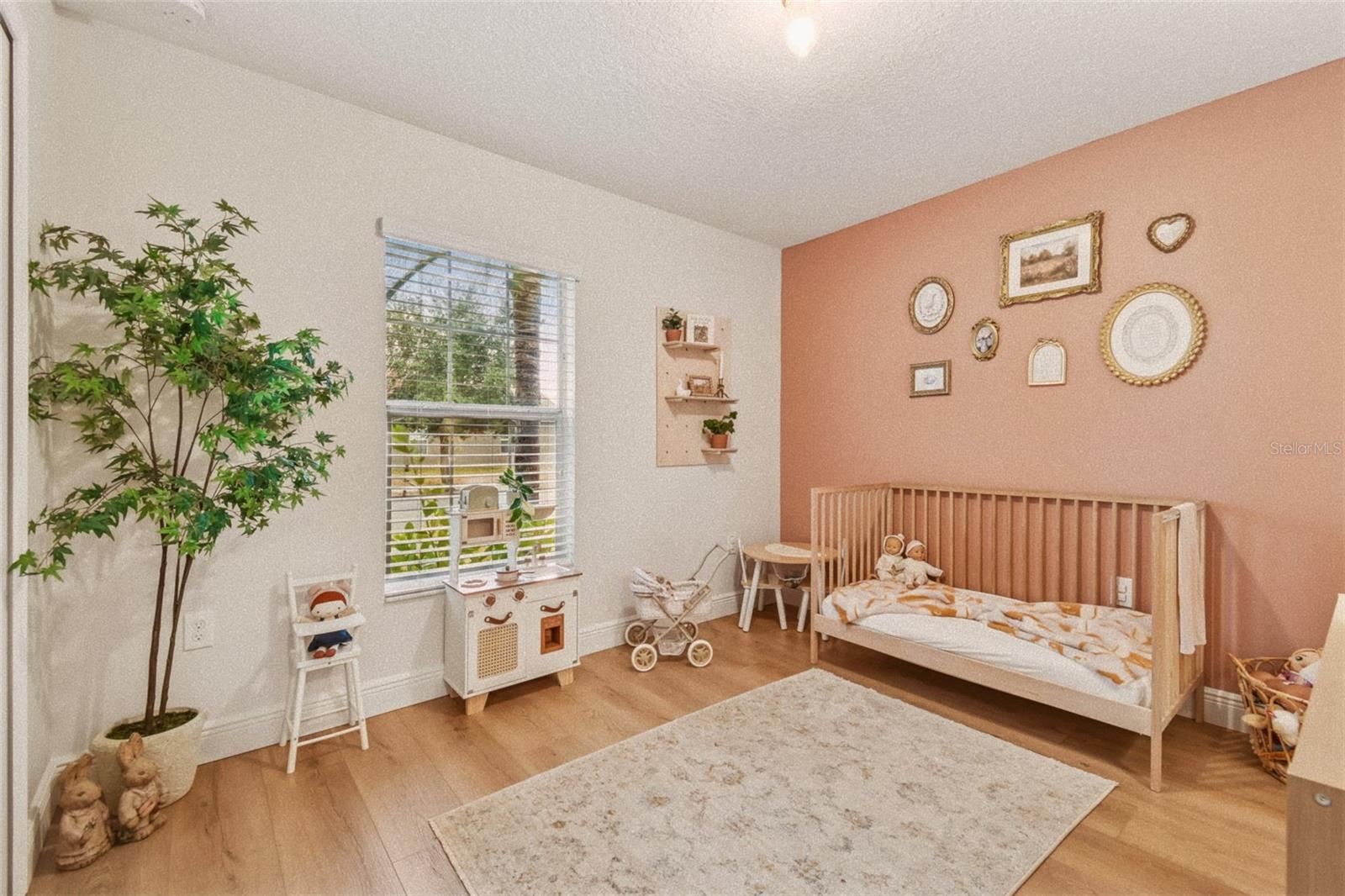 Model-perfect 3rd Bedroom