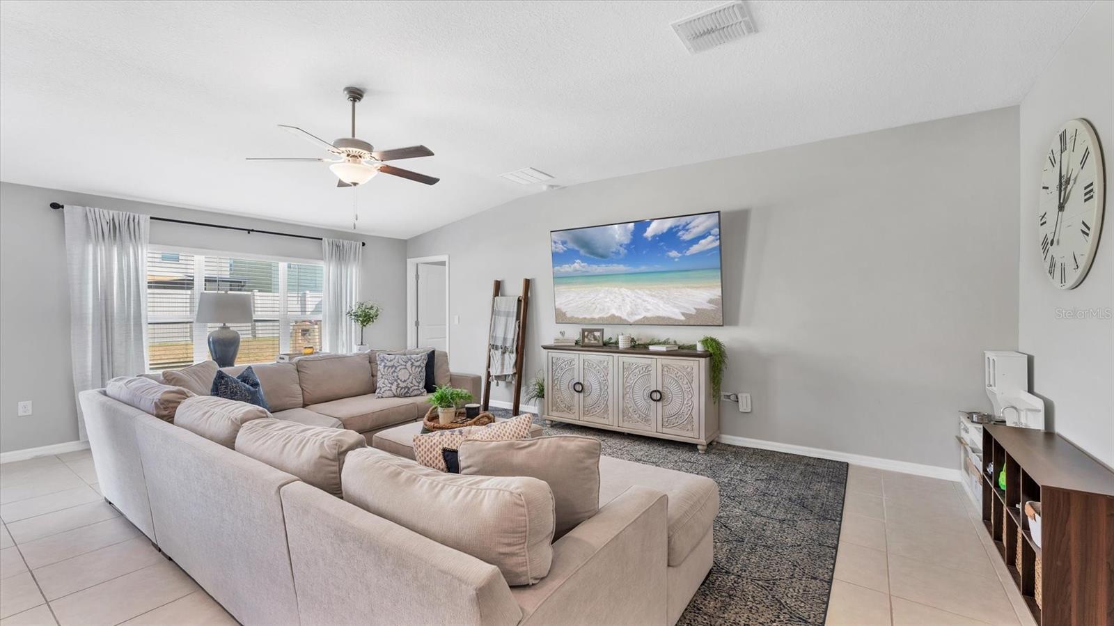 Light and Bright Great Room