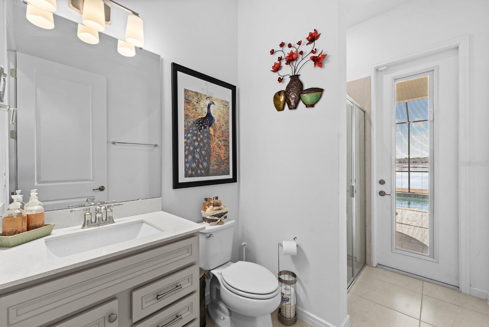 Full Bath to POOL (2)