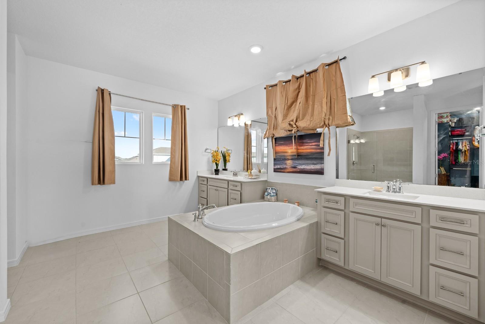 Split Vanities and Luxurious Tub