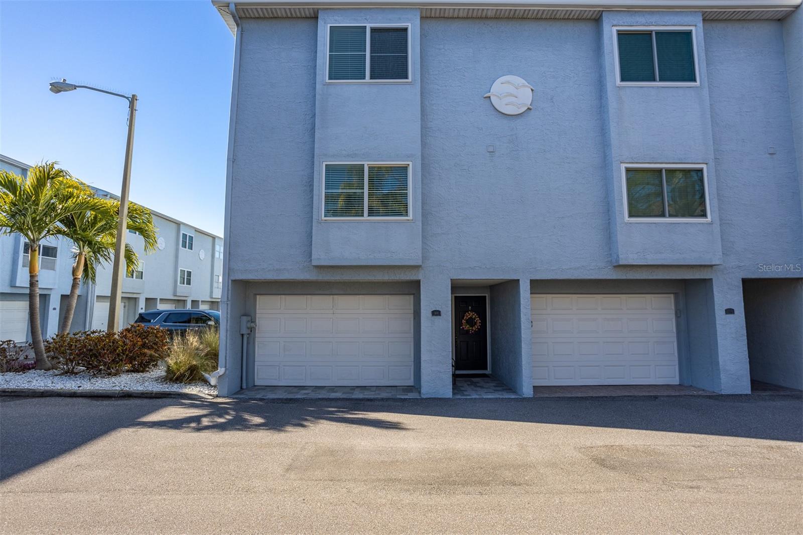 Two car tandem garage