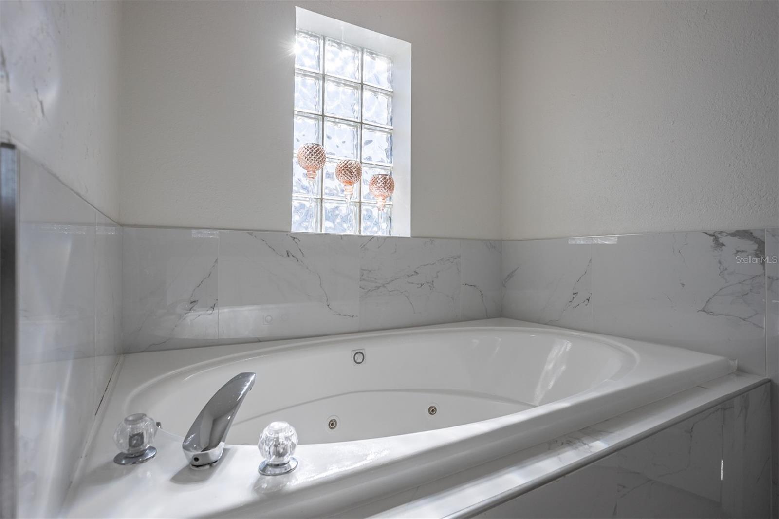 Jacuzzi tub in Primary Bath