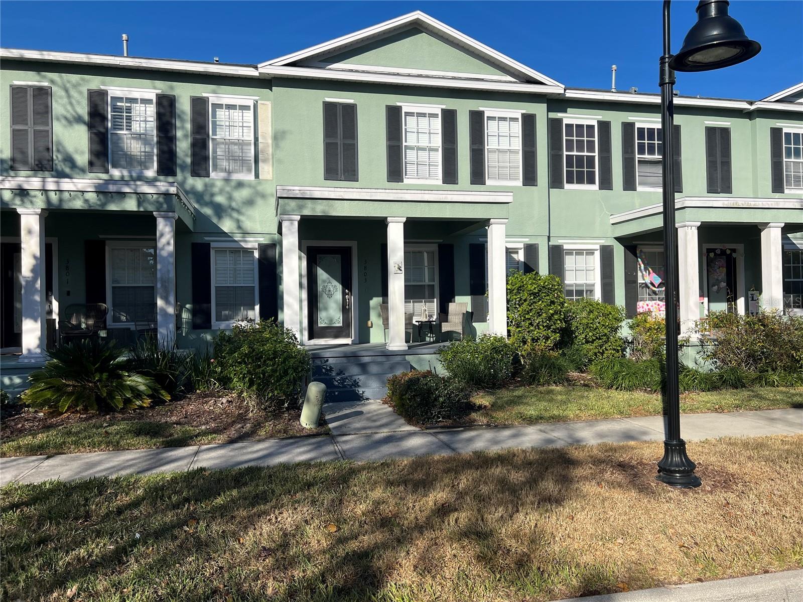 Beautiful "Connecticut" style neighborhood.