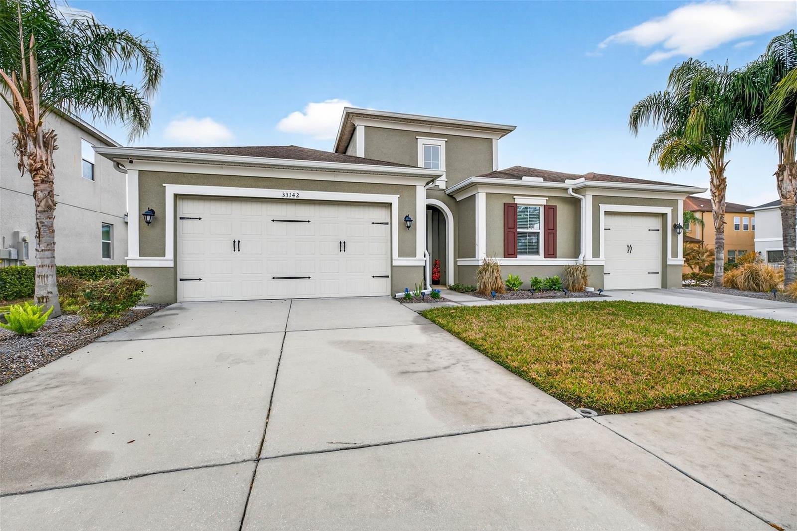 Let's take the full tour!