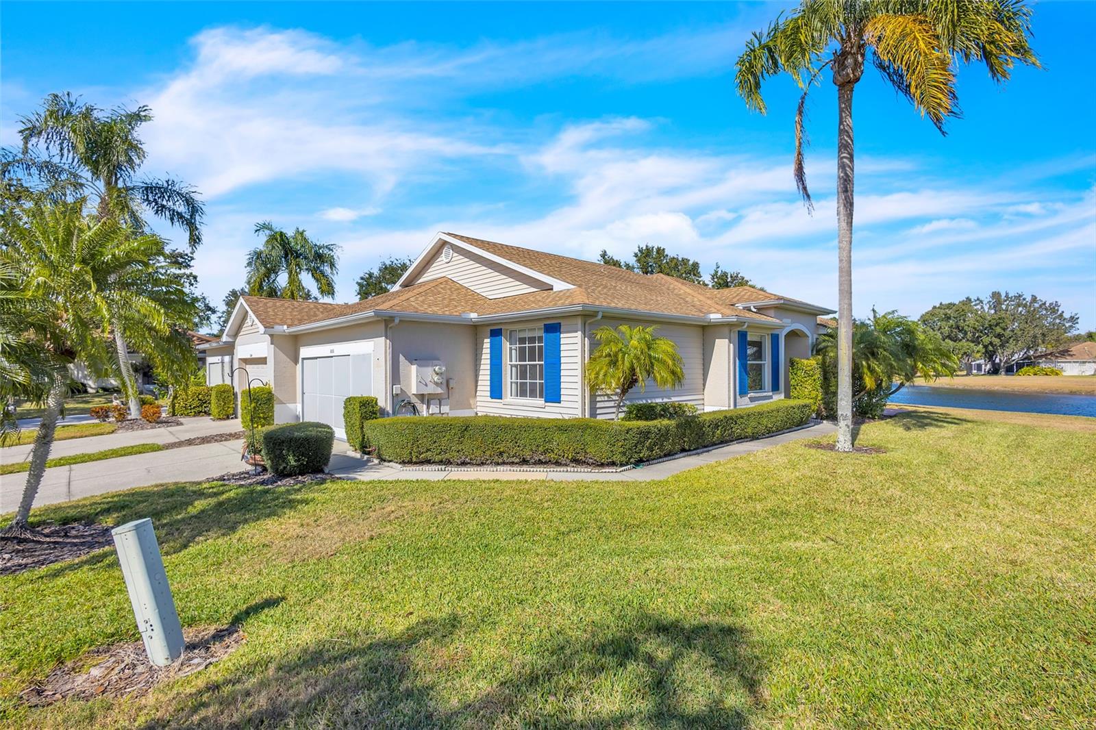 End unit of 4 unit condo.