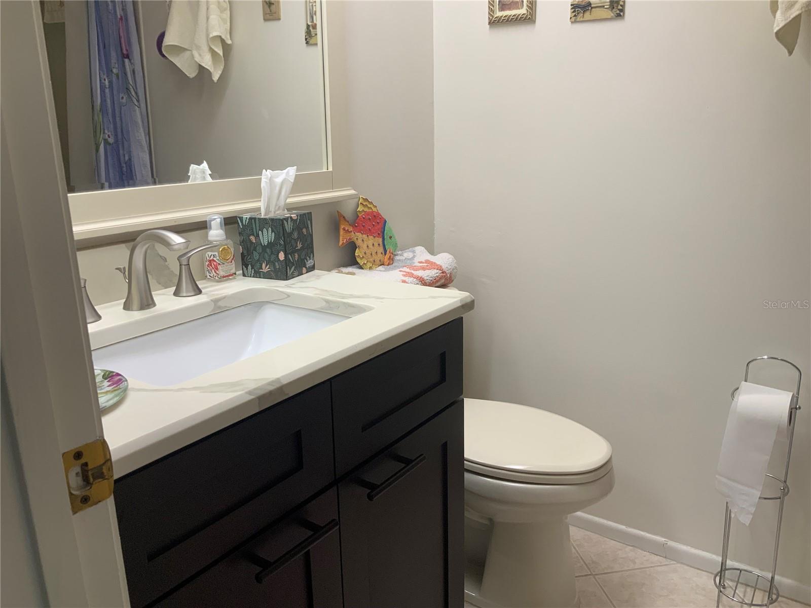 2nd Bathroom