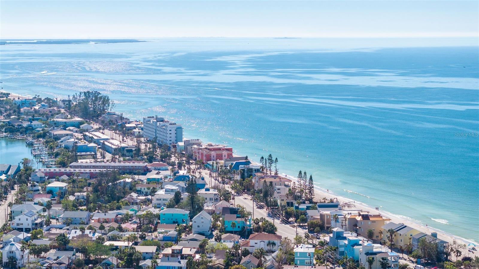Nearby Beaches and gulf view