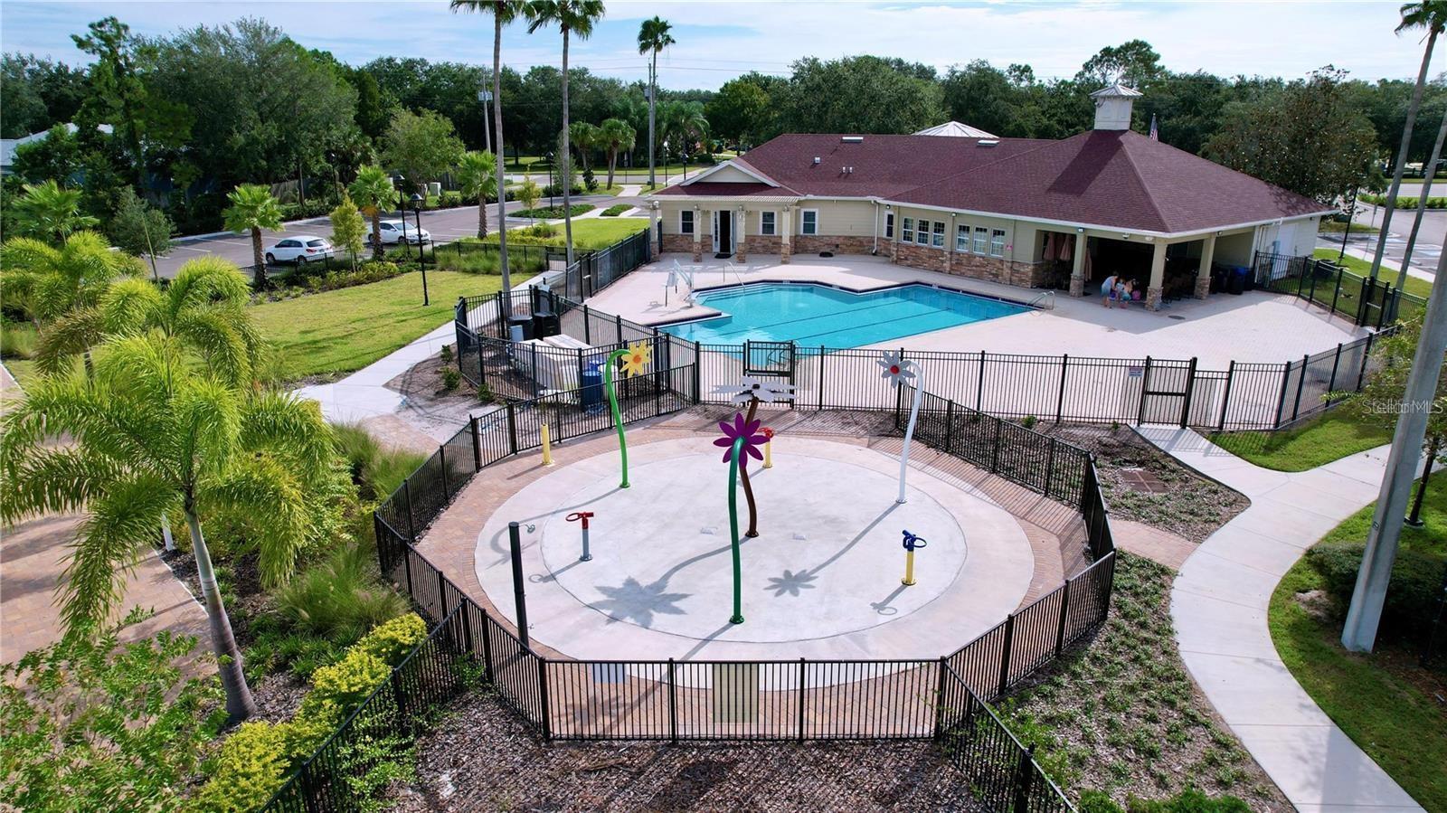 Community splash pad