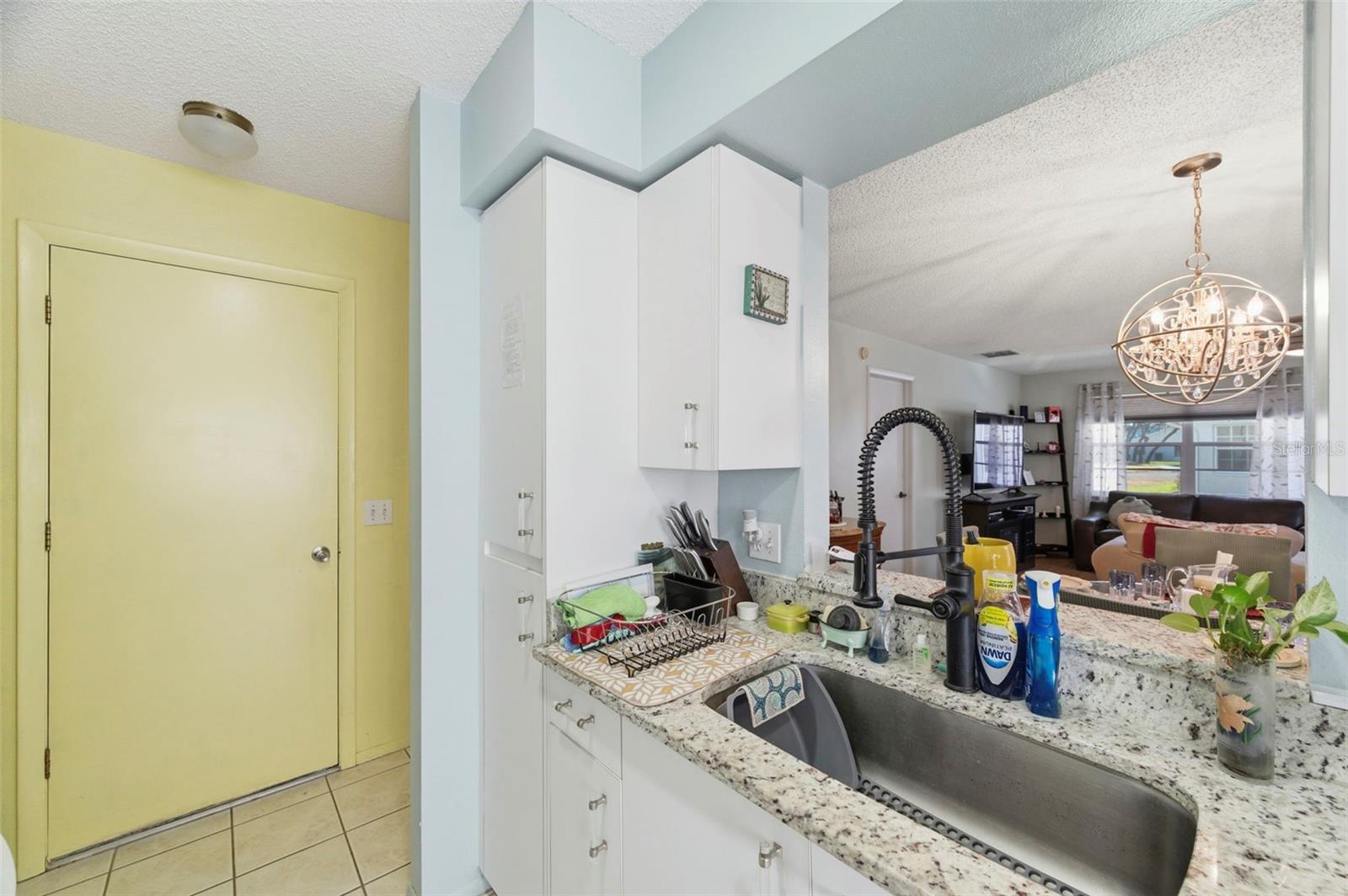 Kitchen pass through