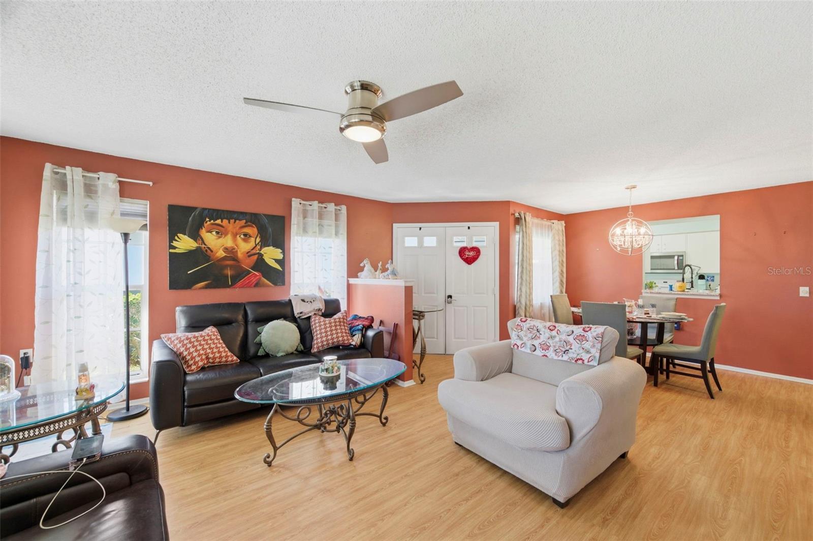 Living Room/Dining Room