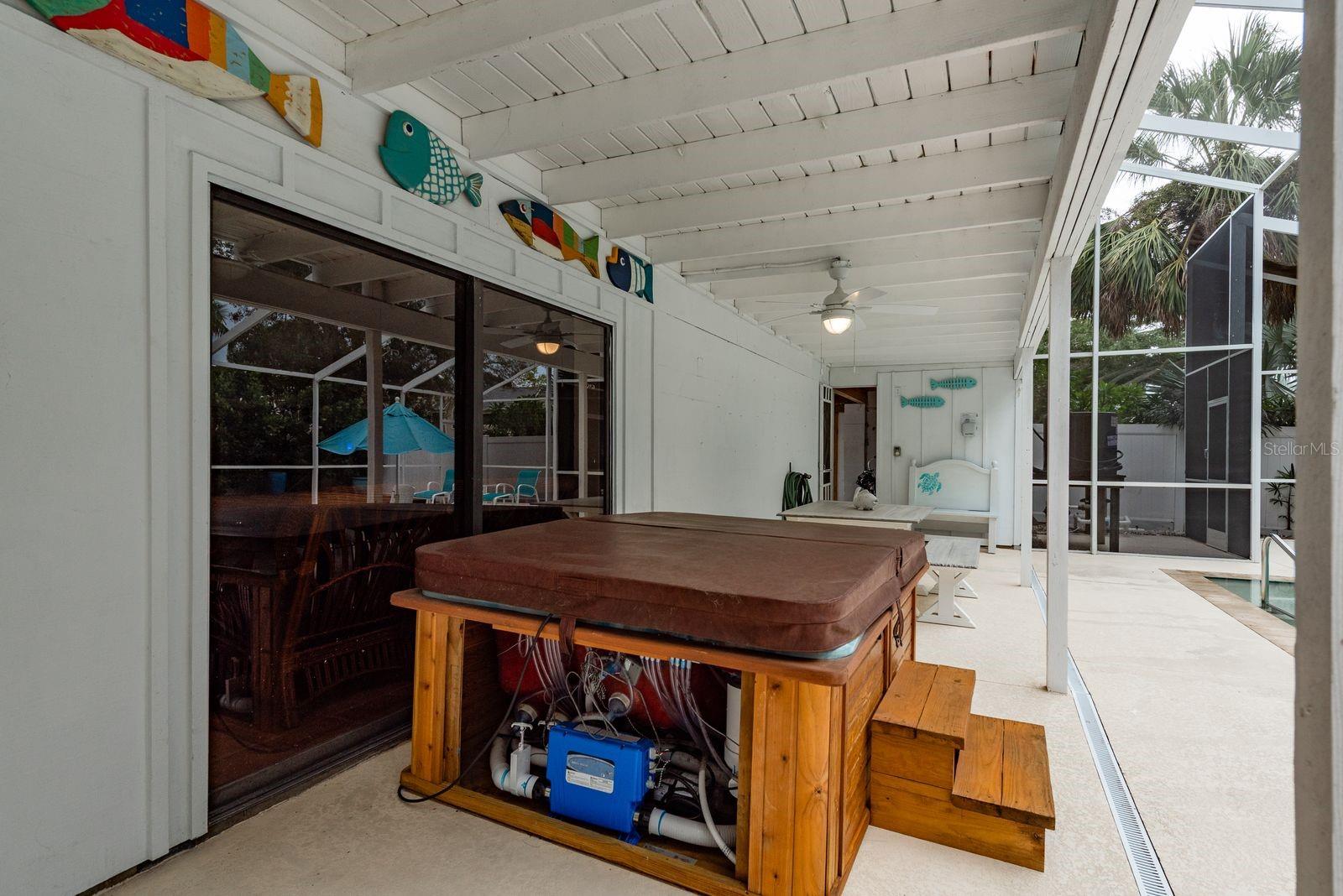 Newer hot tub never used