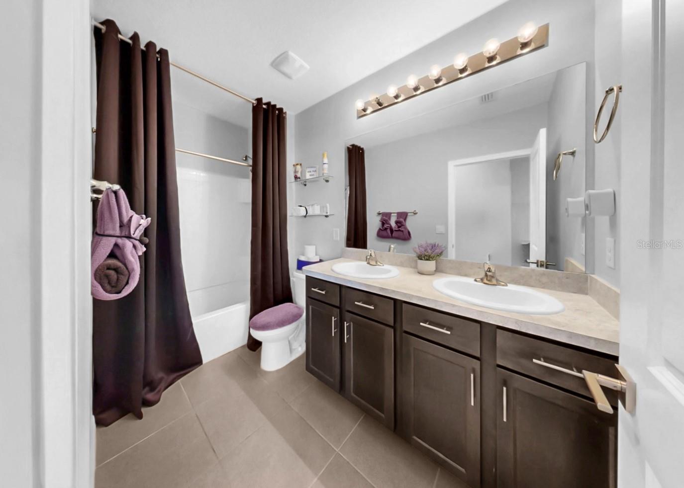 Secondary Full Bath on the second floor