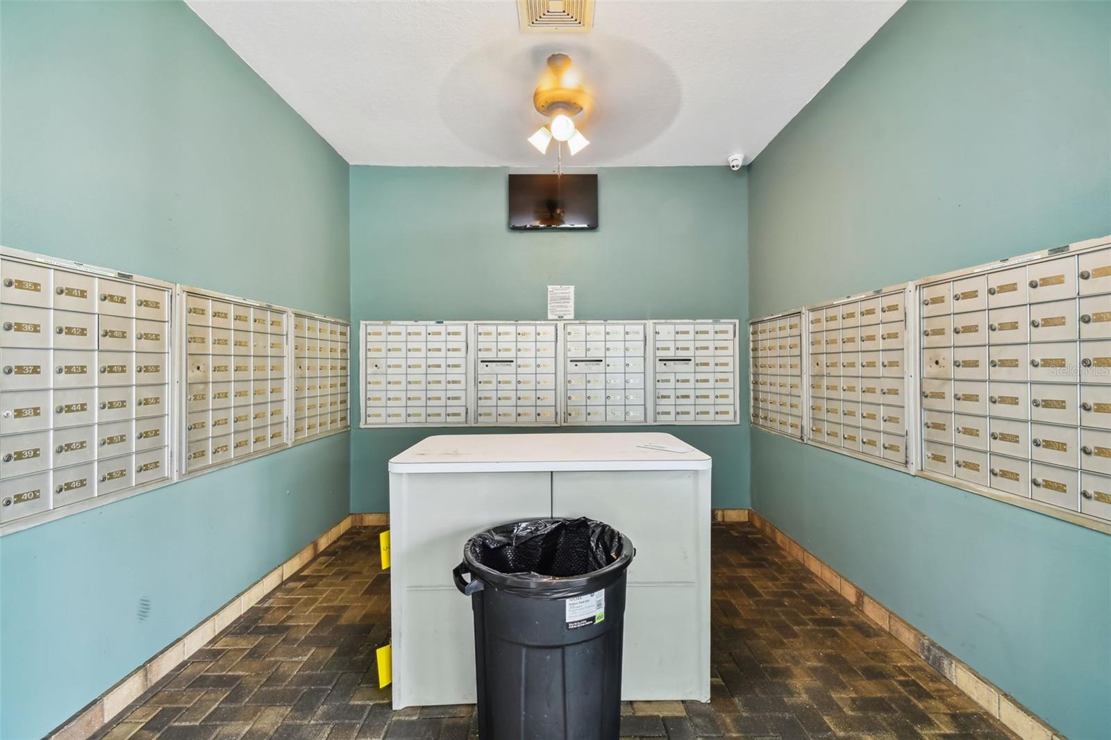 Community Mail Center