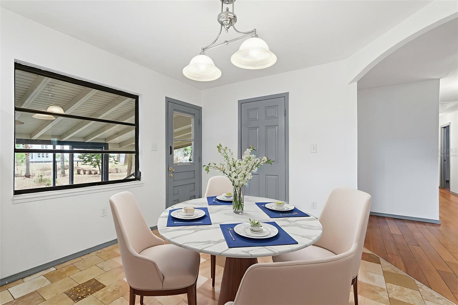 Virtually staged photo