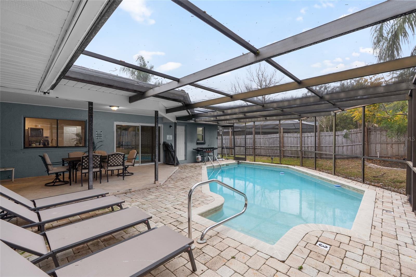 Heated Pool w/ Screened in Porch