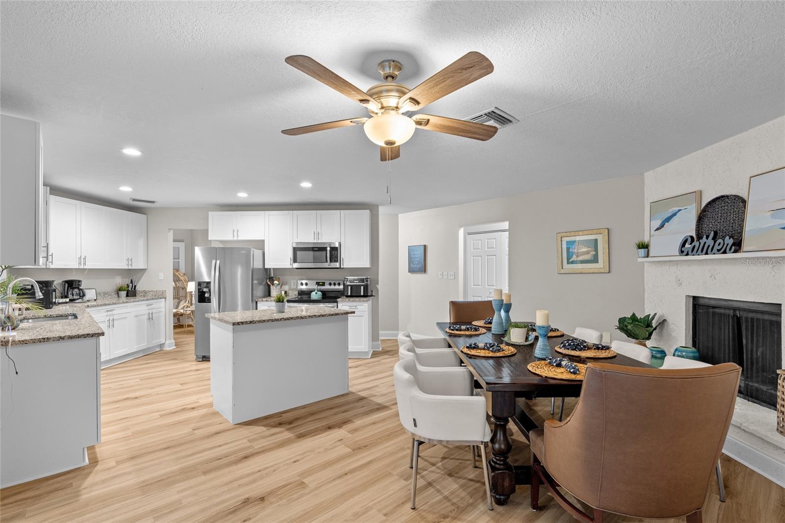 Dining Room / Kitchen