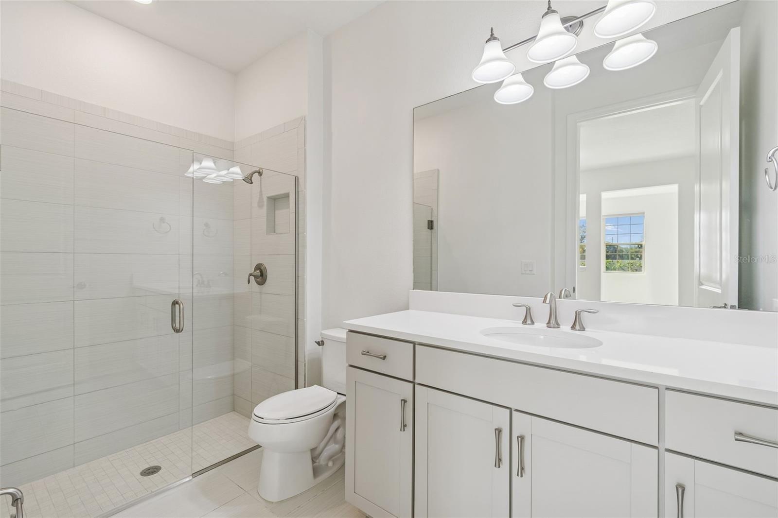 Guest Bedroom En-suite