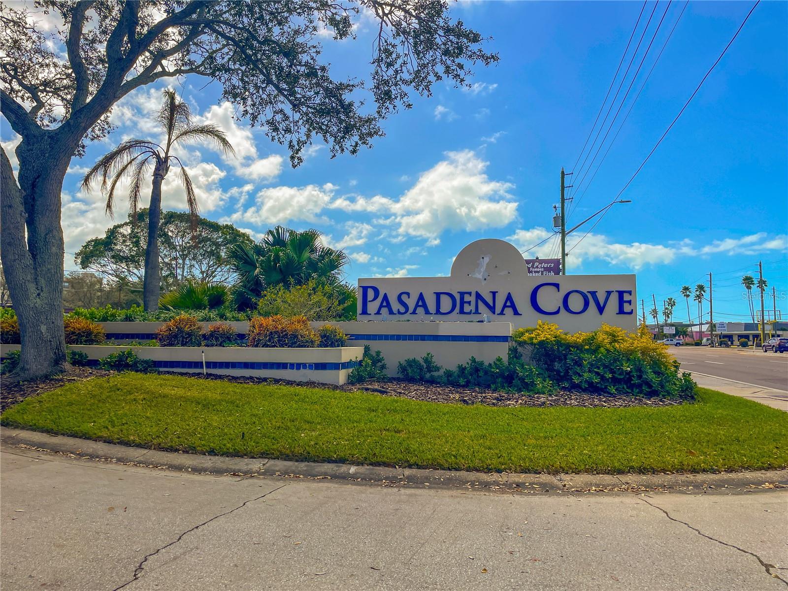 Welcome to the Cove! A private sanctuary stocked with Florida amenities