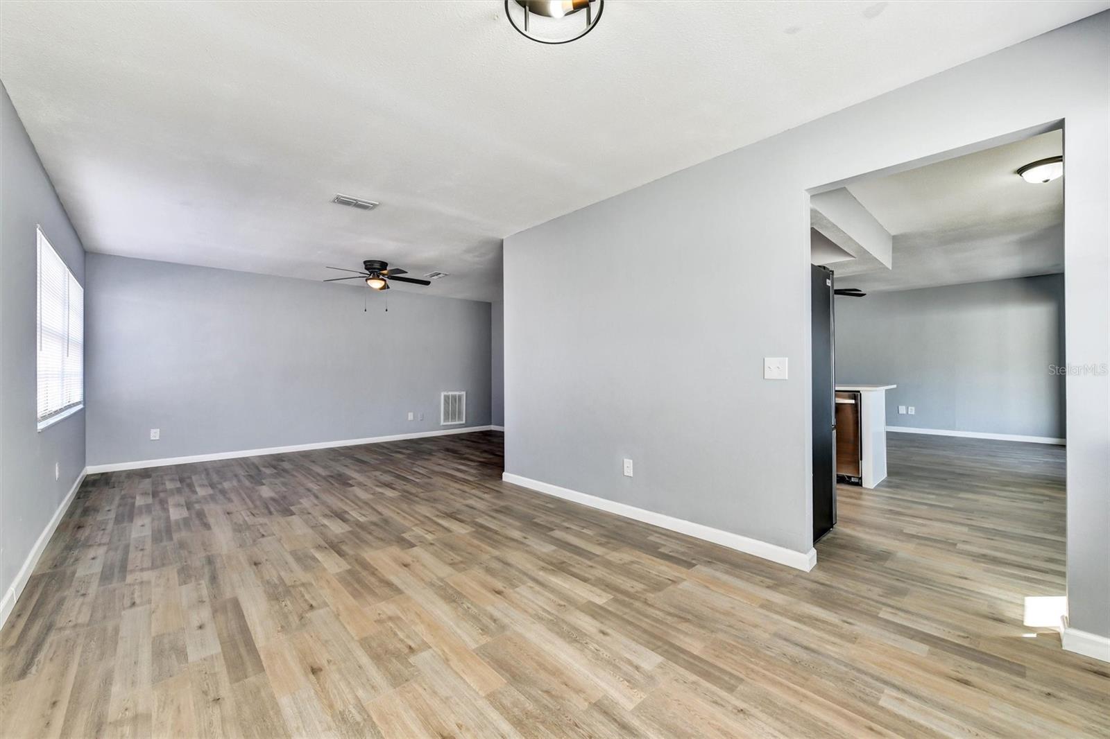 Living Rm & Dining Rm