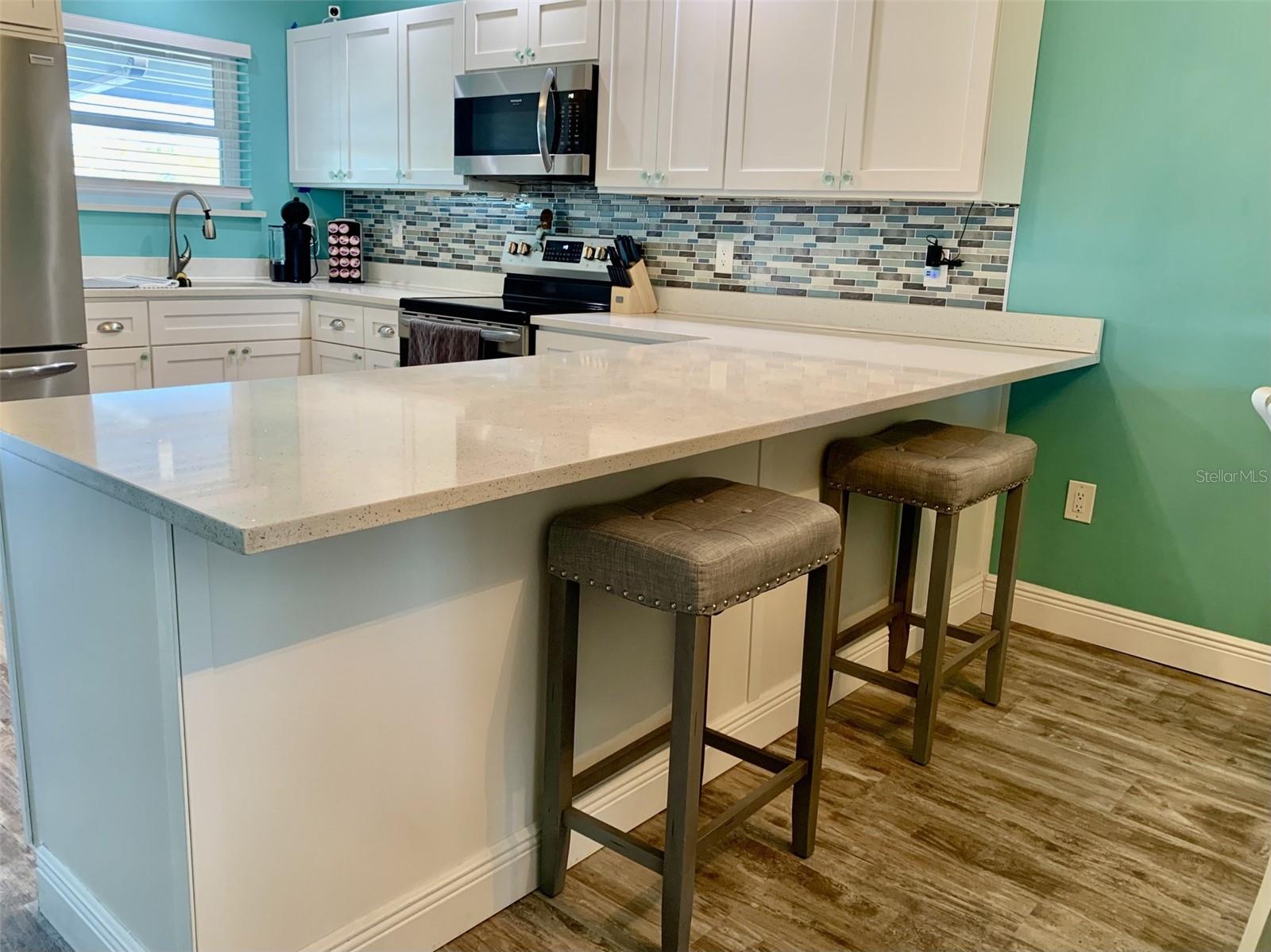 Large eat at kitchen island