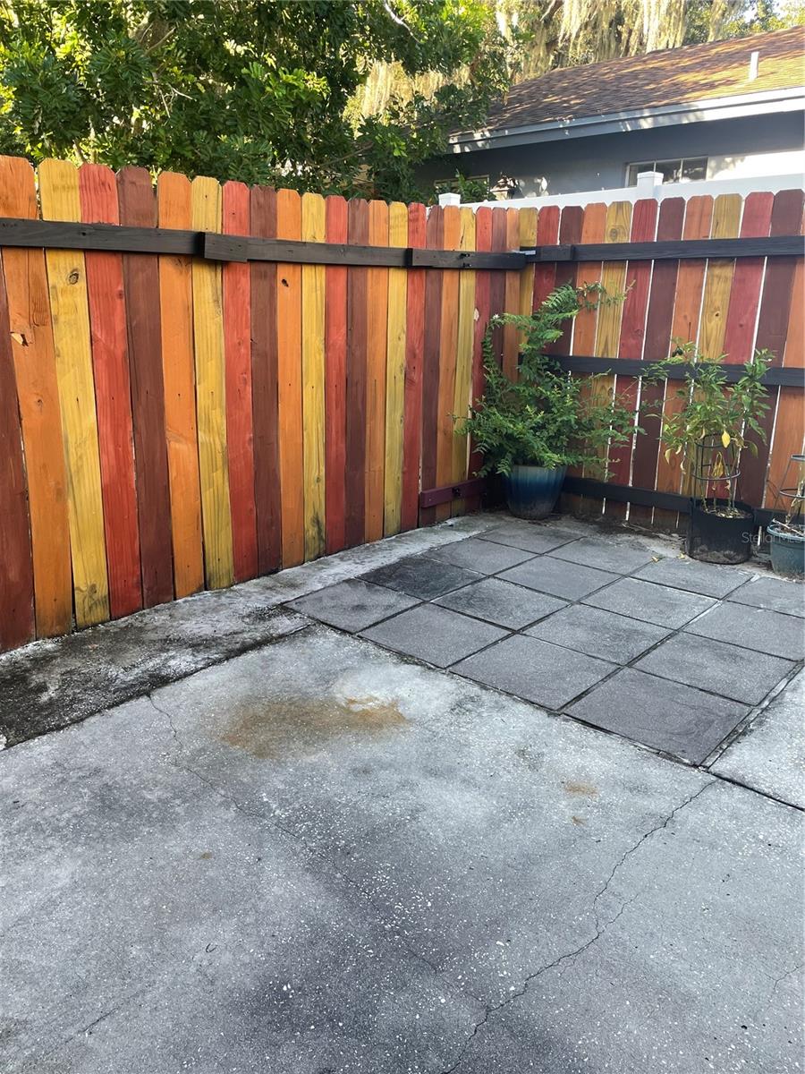 Outdoor Patio off the Kitchen