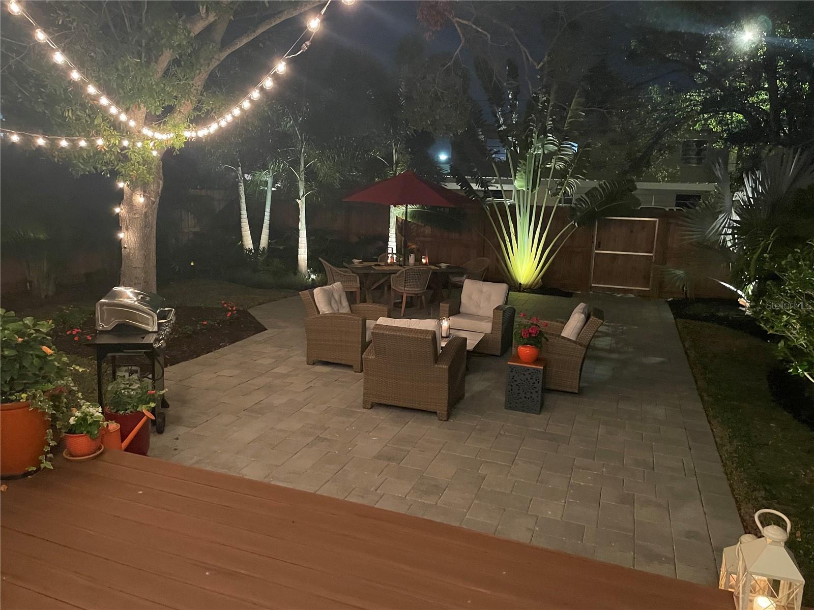 Designed for unforgettable twilight entertaining, an exceptional outdoor setting.
