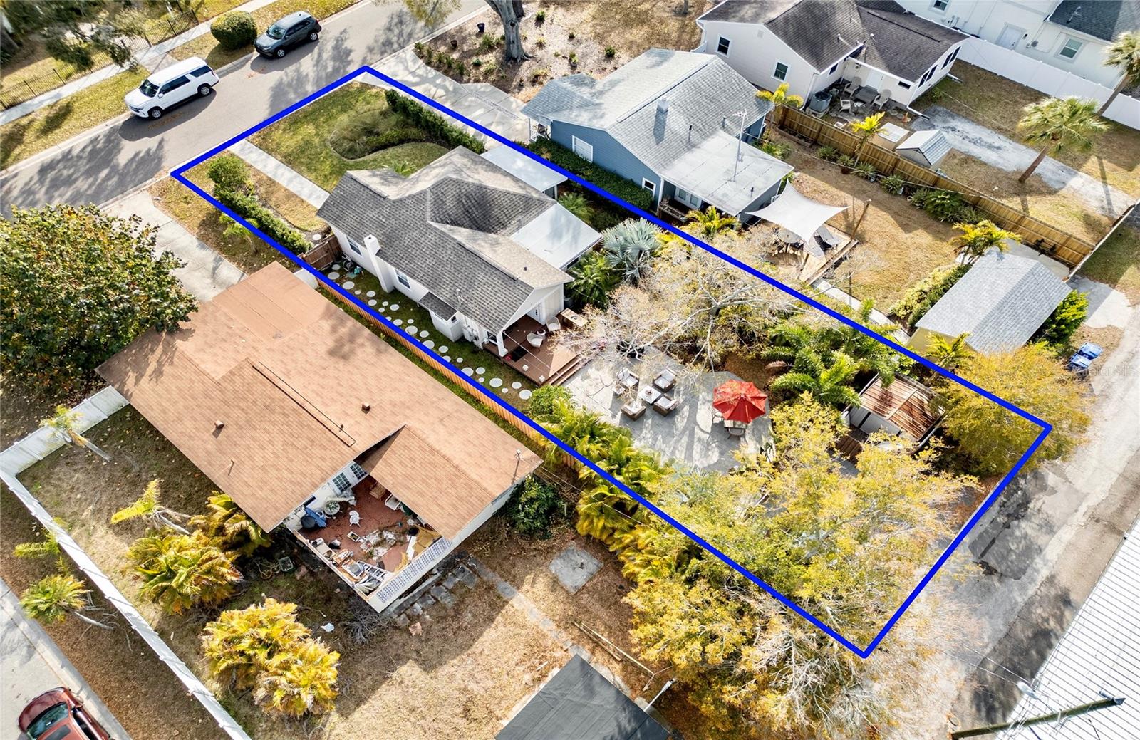 No flooding from recent storms (no flooding in 5 years of current ownership) per Sellers.