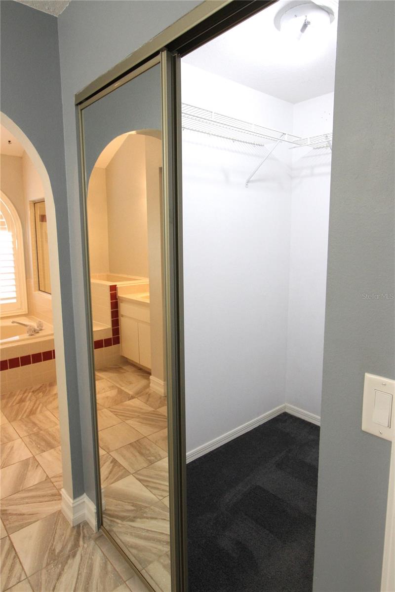 Master Walk In Closet