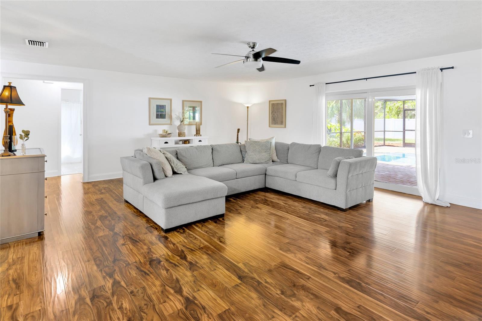 A spacious great room perfect for gathering!