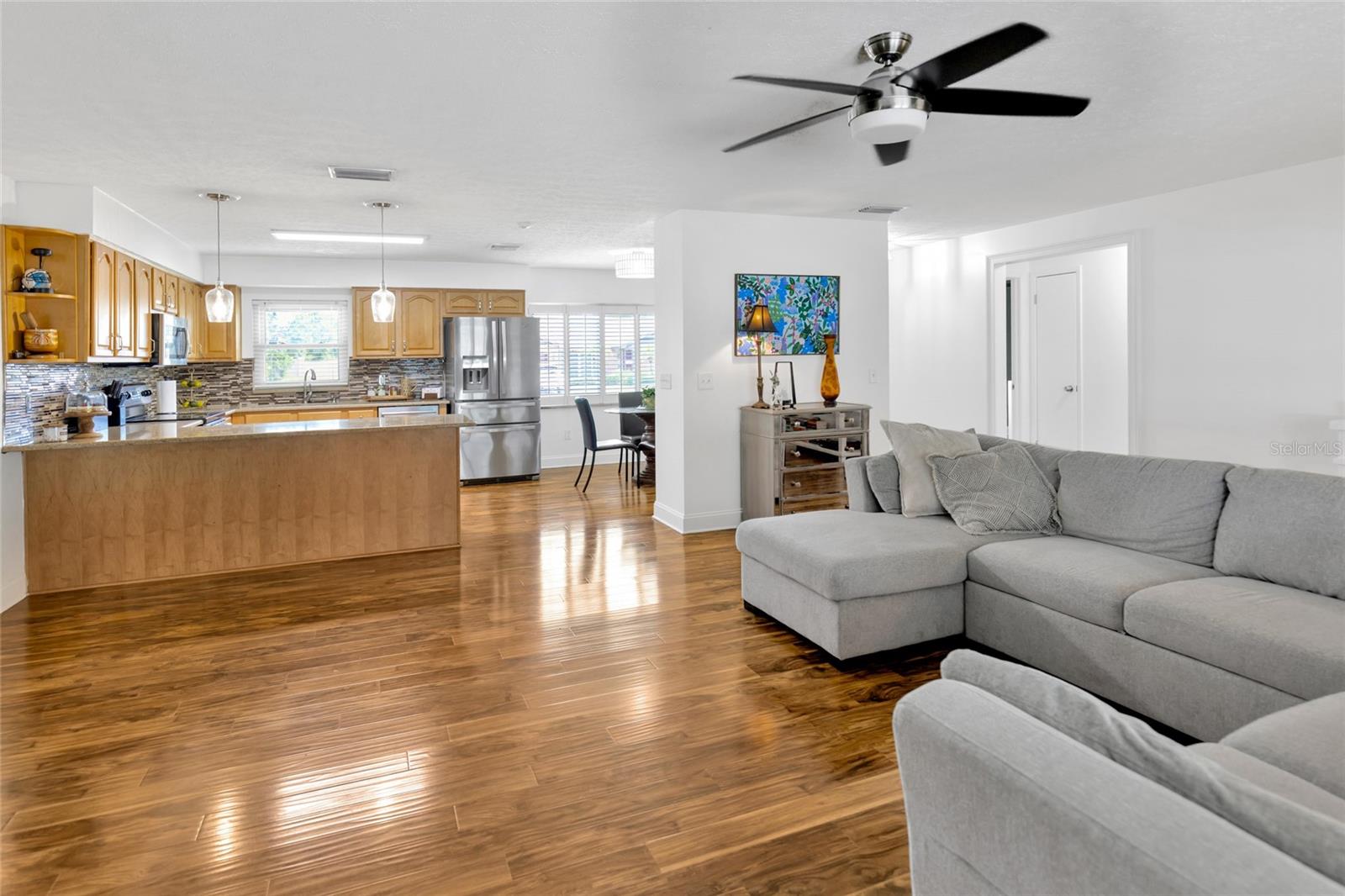 No carpet—just sleek wood-look laminate floors throughout!