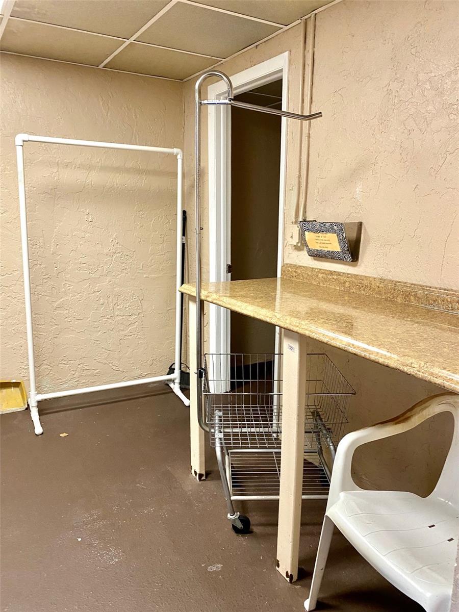 Laundry Rm.