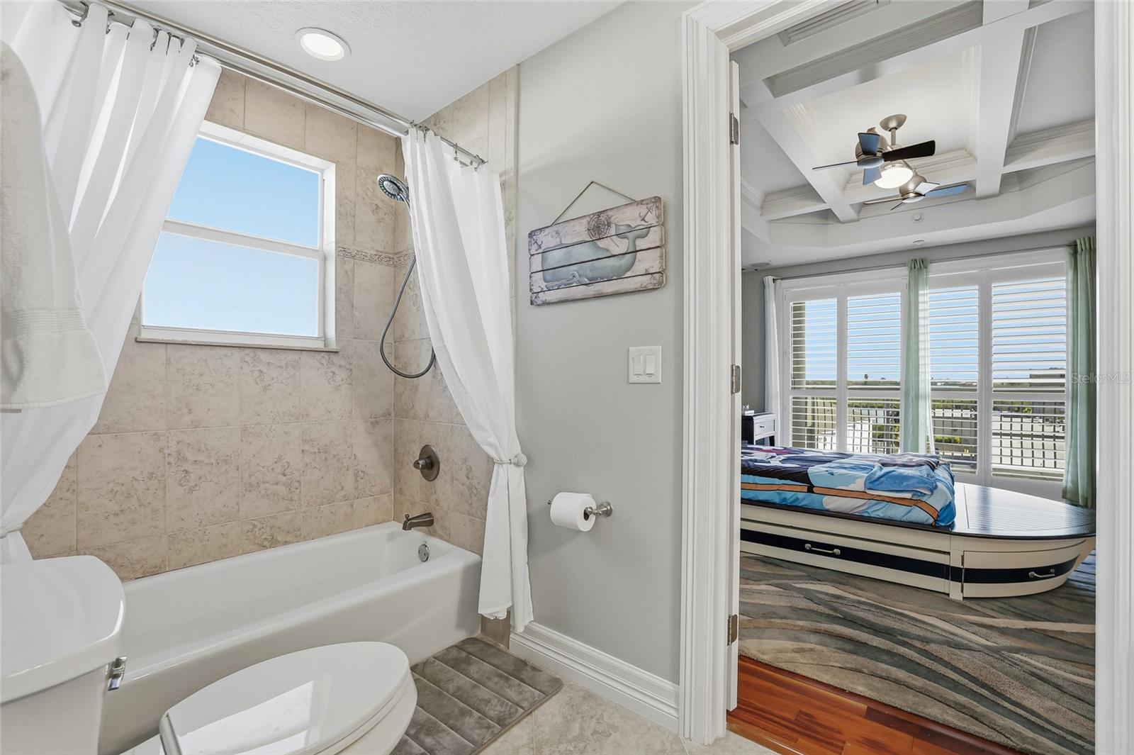 Jack and Jill Bathroom connecting Bedroom 3 and Bedroom 4