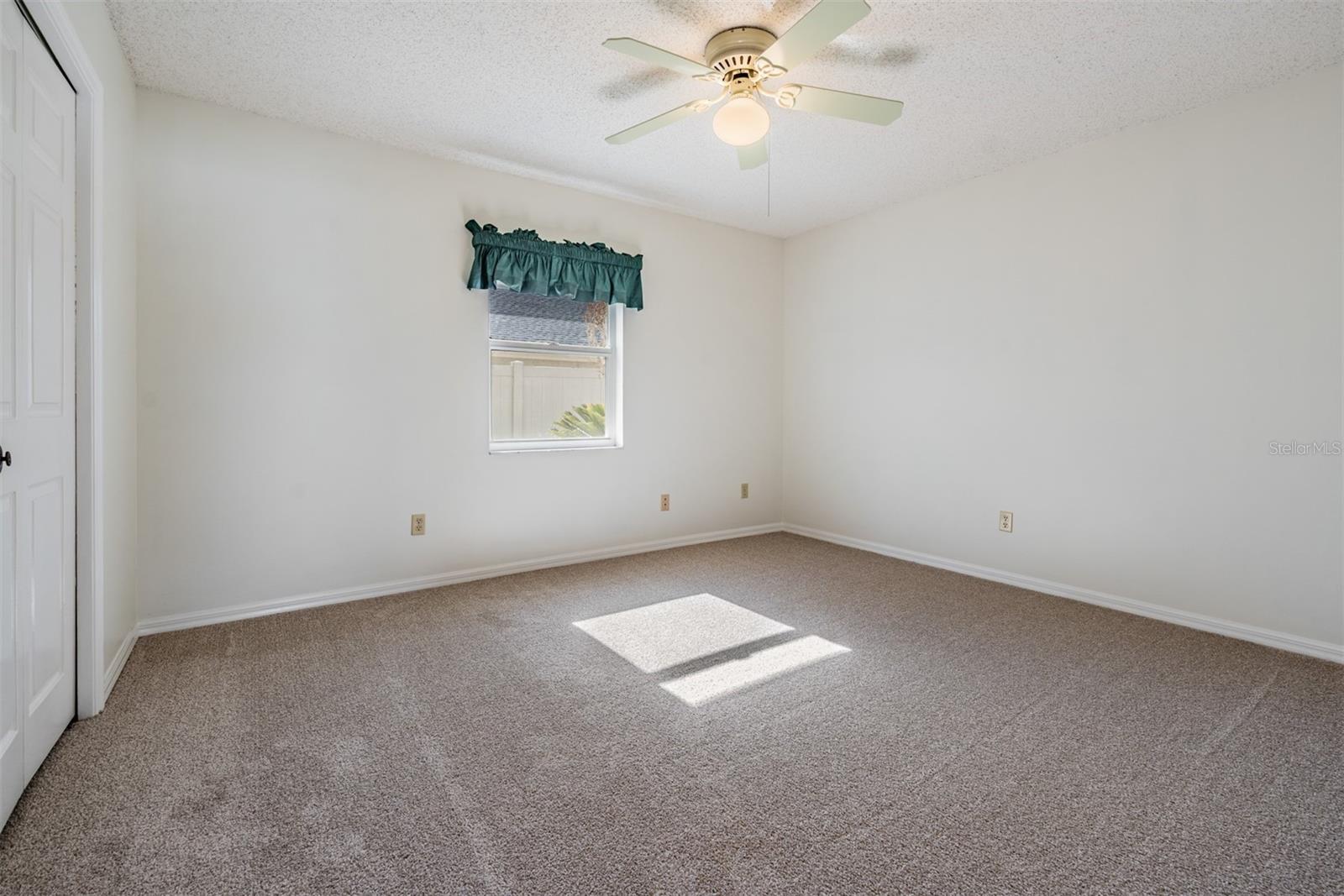 4th rear bedroom in guest suite