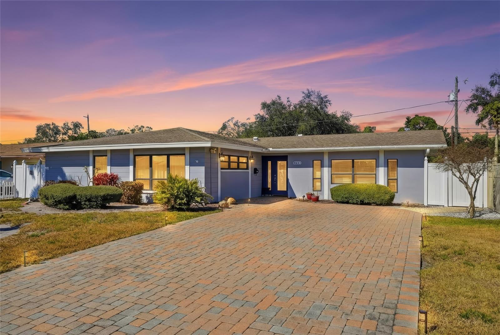 Welcome to 6641 12th Ave N