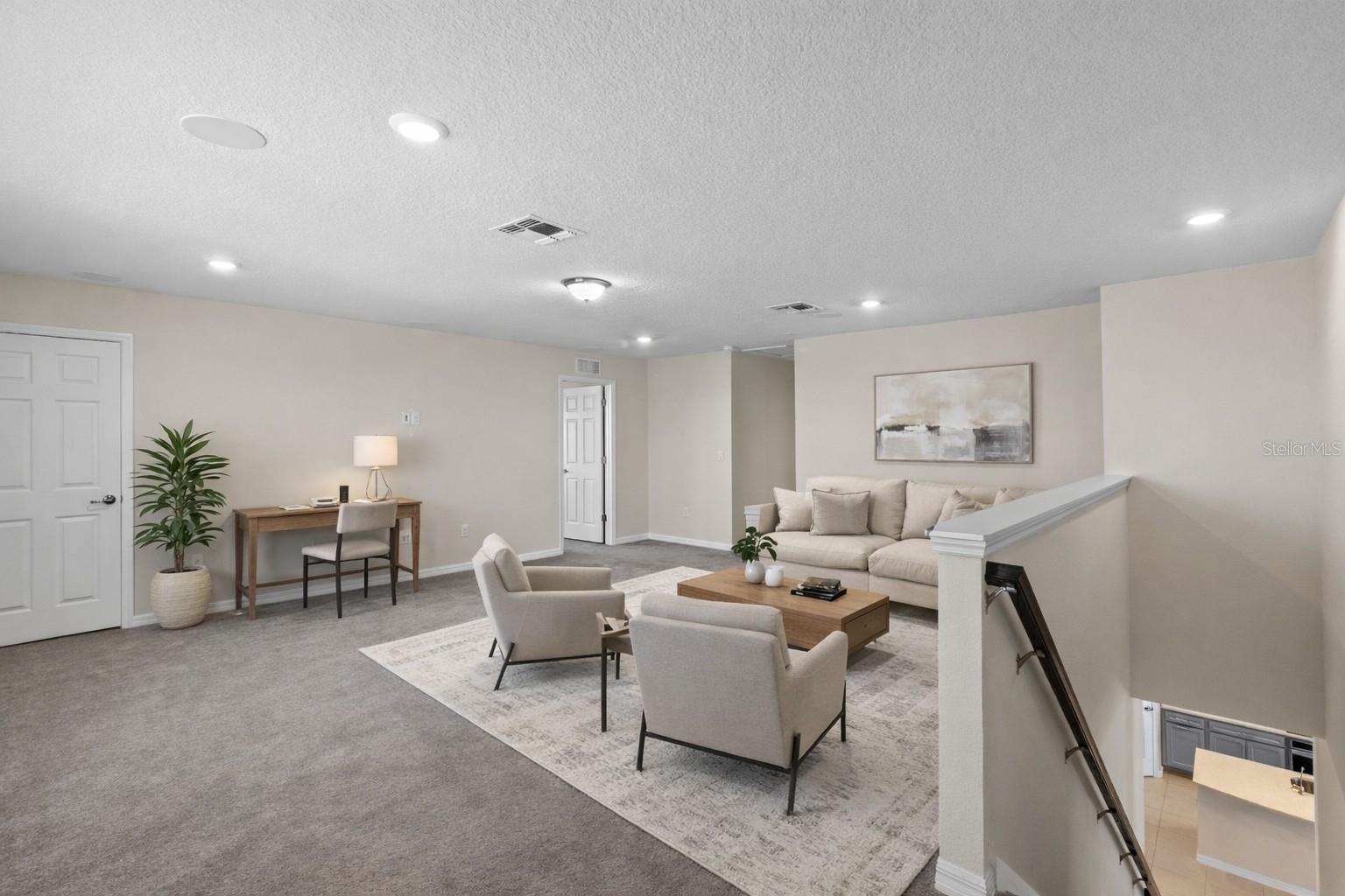 Upstairs oversized loft