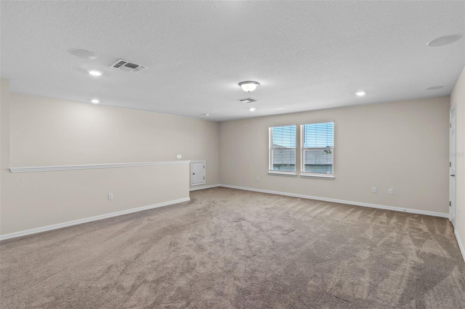 Upstairs oversized loft