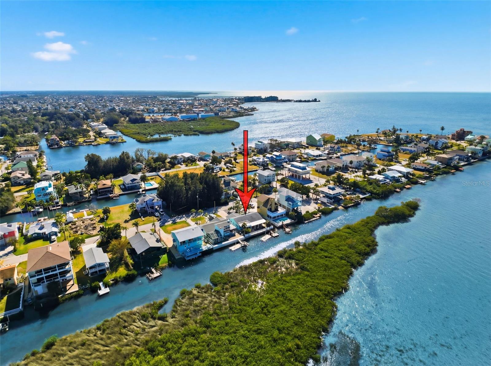 MOMENTS TO THE GULF!