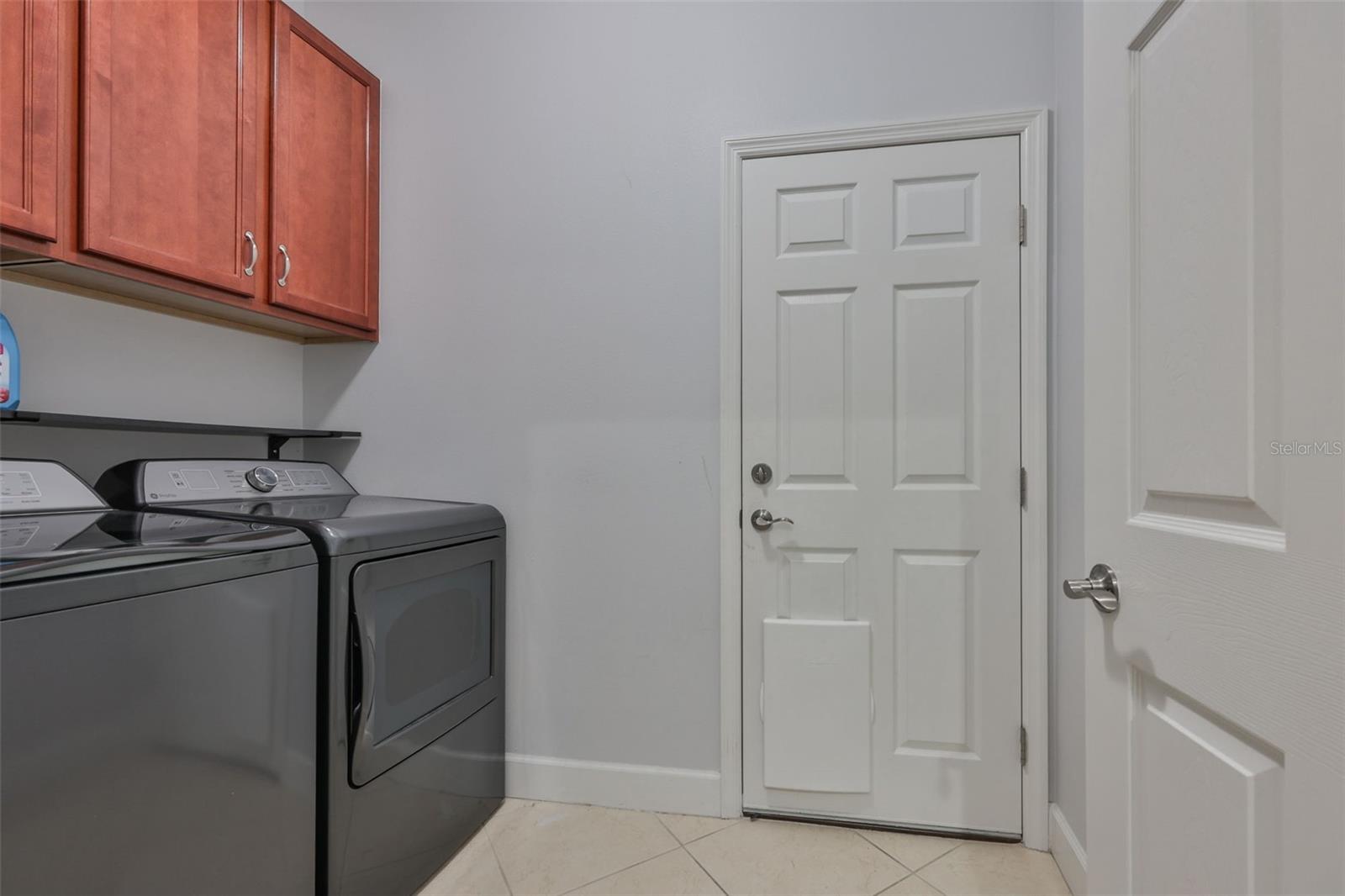 Laundry room.Door to garage