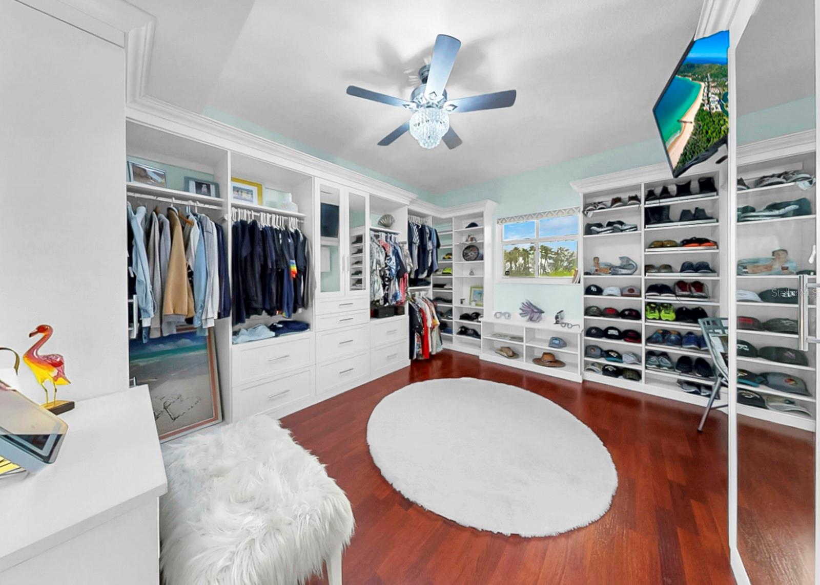 Bedroom 3 Dressing Room Closet