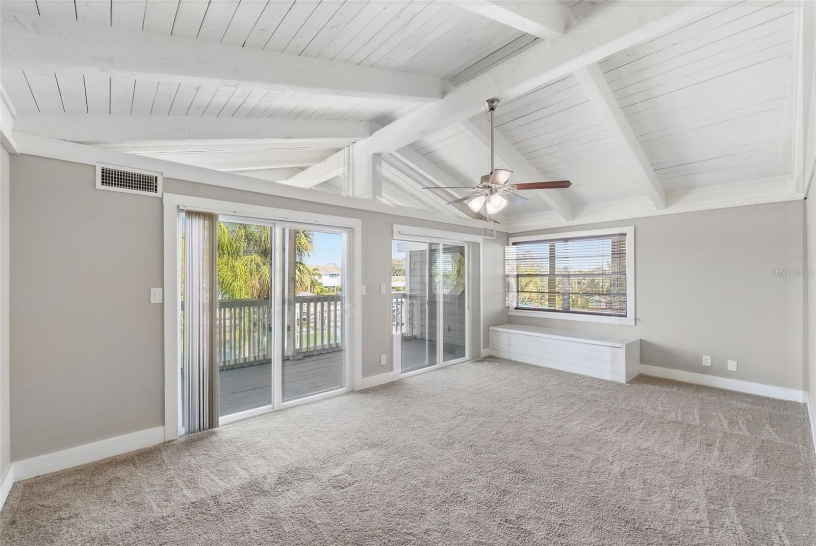 Regular photo without the staging