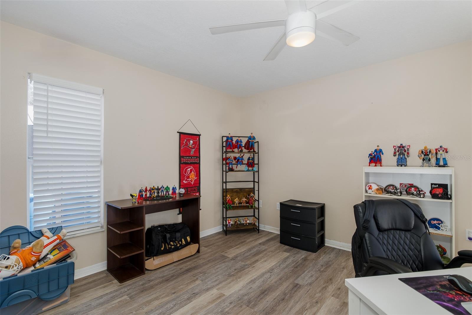 First level guest bedroom. #2