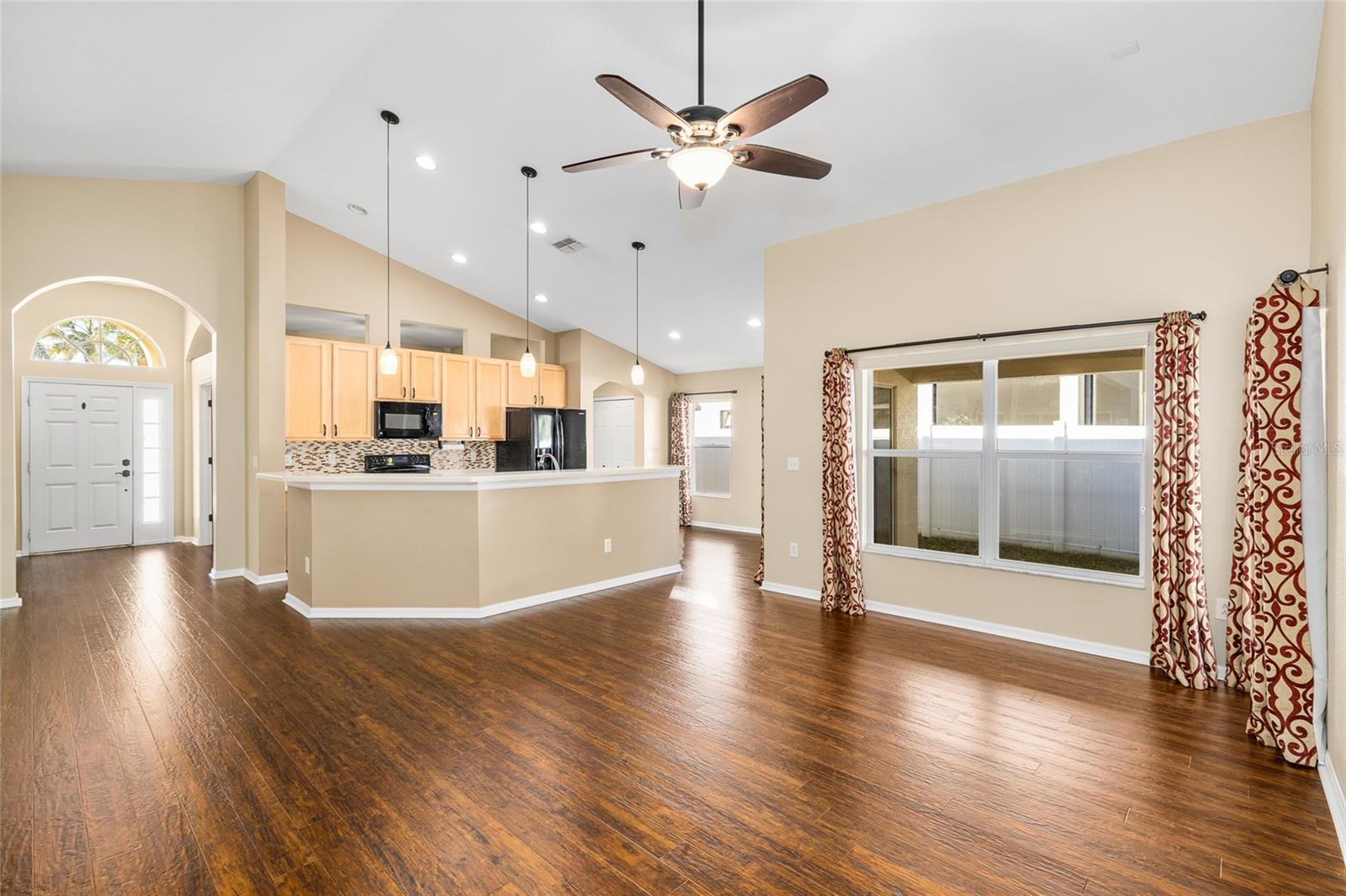 Living Room/ Kitchen