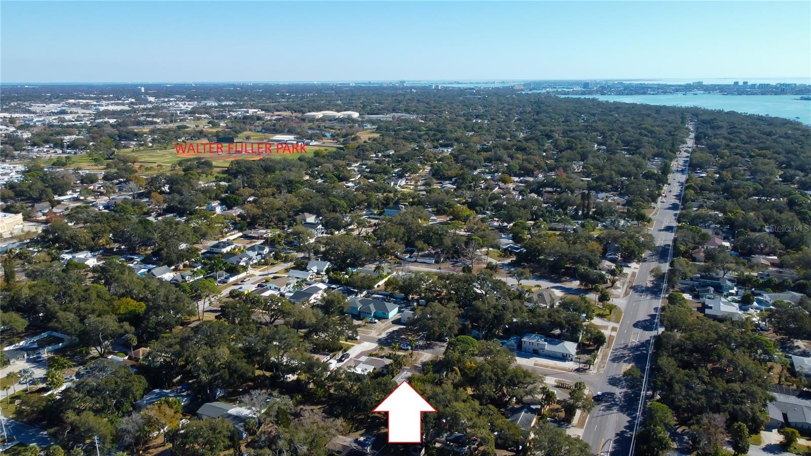 Abercrombie, Azalea and Walter Fuller Parks are so close!  Jungle Prada Boat Ramp is down the street!