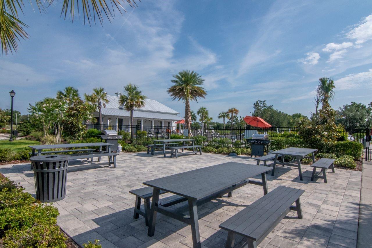 River Glen Grill Area